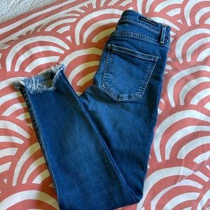 Citizens of Humanity Rocket Crop high rise skinny raw hem jeans; size 27